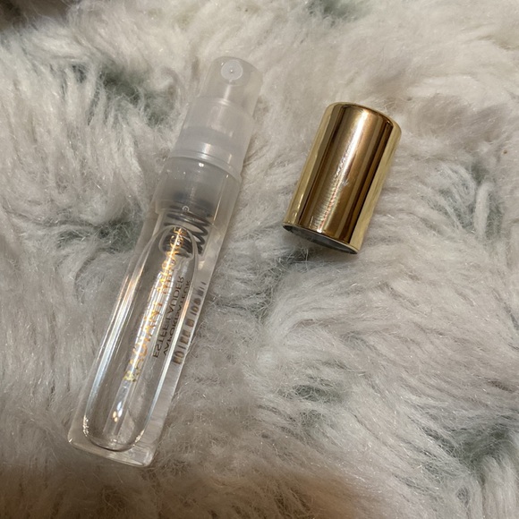 NWT Estée Lauder Radiant mirage 2 ml Perfume spray - Picture 5 of 6